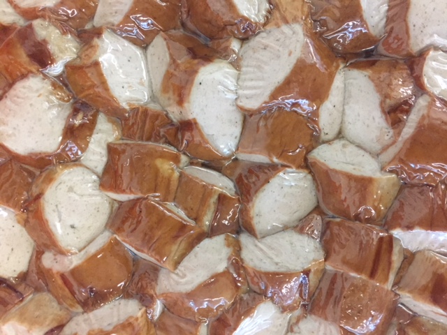 PUTEN-Bratwurst *gebraten und geschnitten 3 kg Gebratene, geschnittene Bratwurst in einer Folienverpackung.